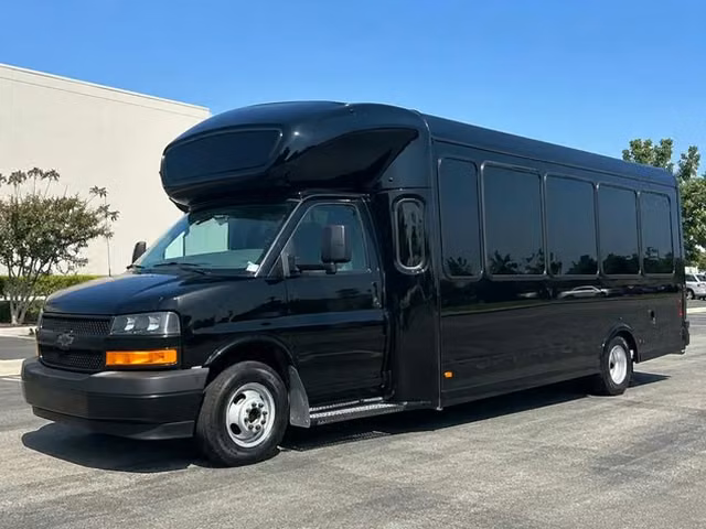 manhattan beach charter bus rental